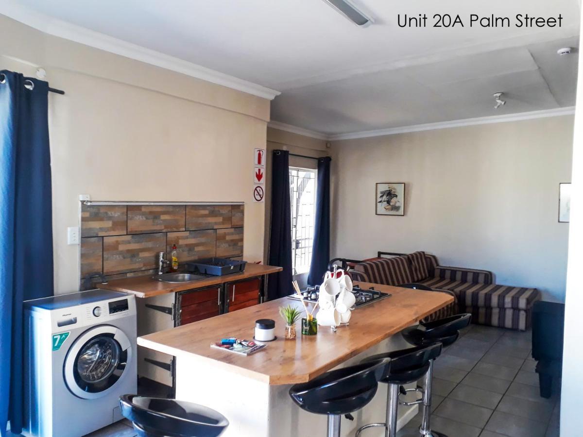 Apartamento Bateleur Self Catering Cc Windhoek Exterior foto